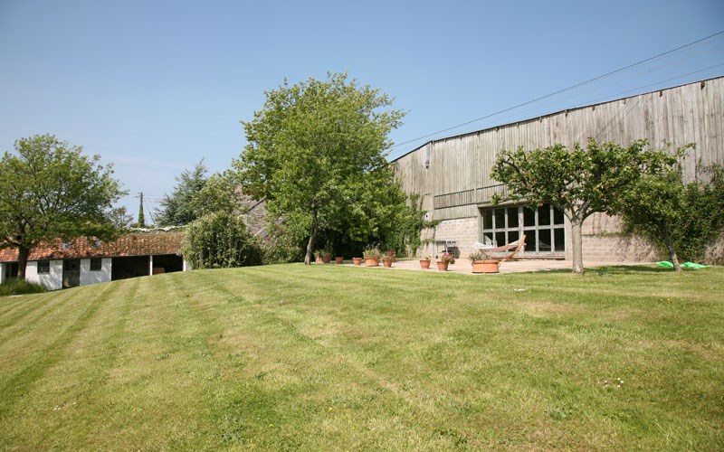 Ashbarton Estate - Ash Barton Estate wedding venue Devon patio