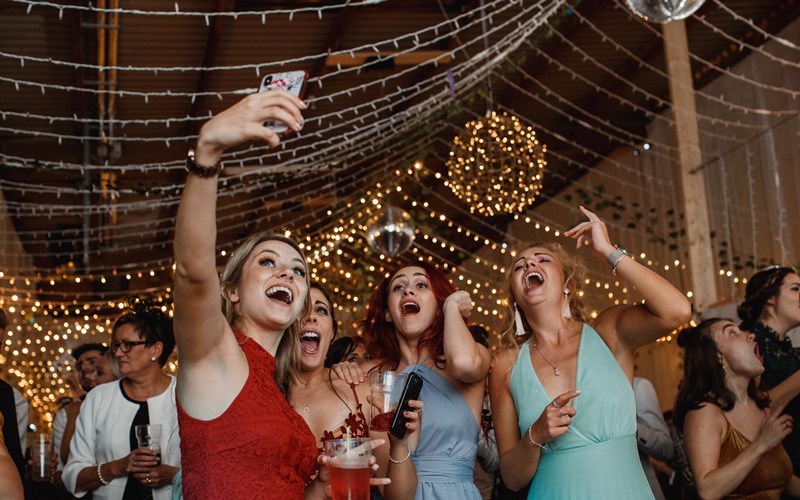 Ashbarton Estate - Ash Barton Estate wedding venue Devon bedrooms big party barn