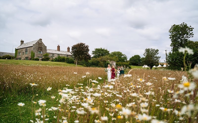 Ashbarton Estate - Ash Barton Estate wedding venue Devon DIY no curfew no corkage