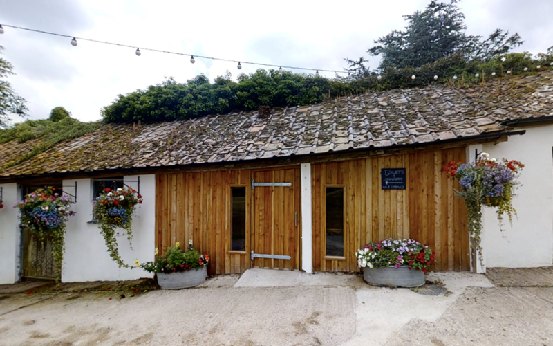 Ashbarton Estate - Ash Barton Estate wedding venue Devon DIY no curfew no corkage posh loos