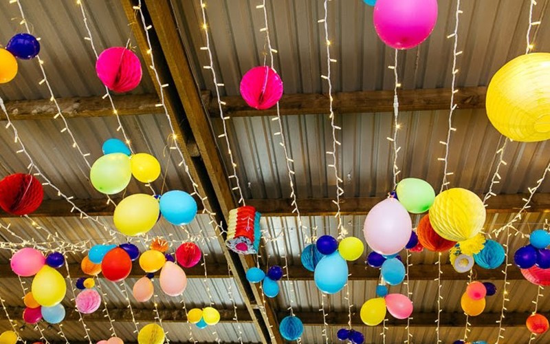 Ashbarton Estate - Ash Barton Estate wedding venue Devon big party barn